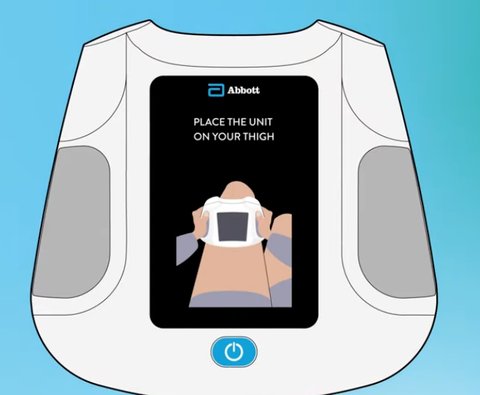 Transmitter screen showing the message to place the unit on your thigh